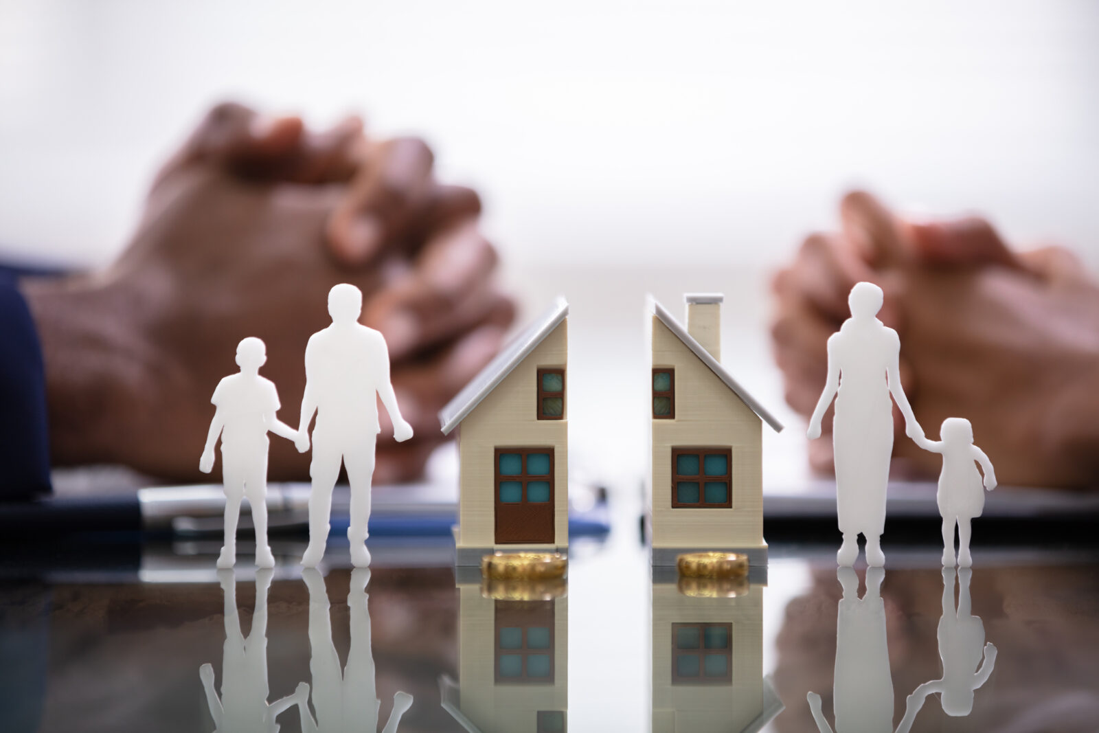 Wife And Husband Splitting Children And House Lawer's Help With Divorce and Custody